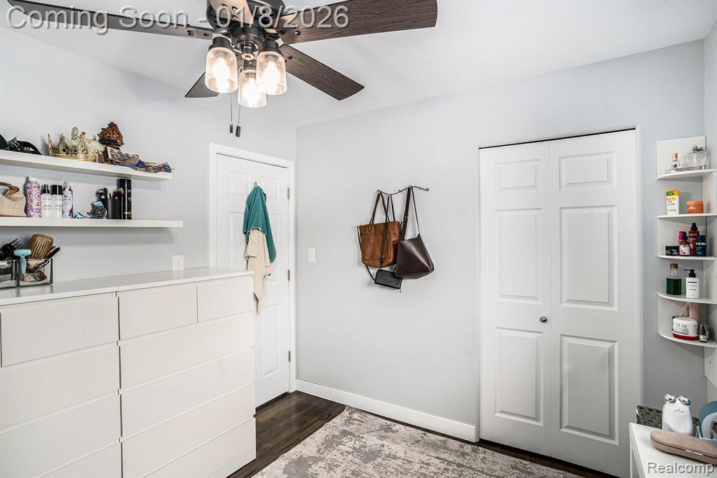 5995 Paramus, Clarkston, MI — Photo 16