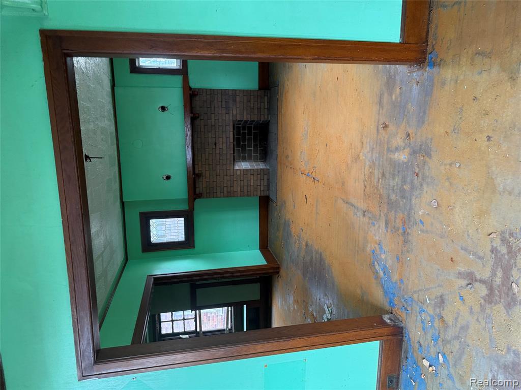 4420 Burns Street, Detroit, MI 48214 — Photo 9