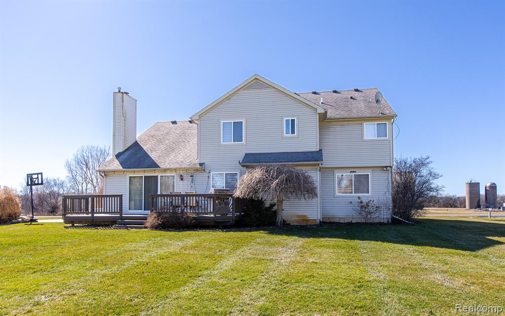 4930 Fox Chase Drive, White Lake, MI 48383 — Photo 49
