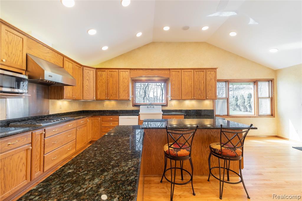 7611 Ferry Road, Grosse Ile, MI 48138 — Photo 14