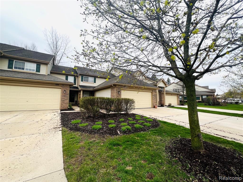 162 S Vista, Auburn Hills, MI 48326 — Photo 2