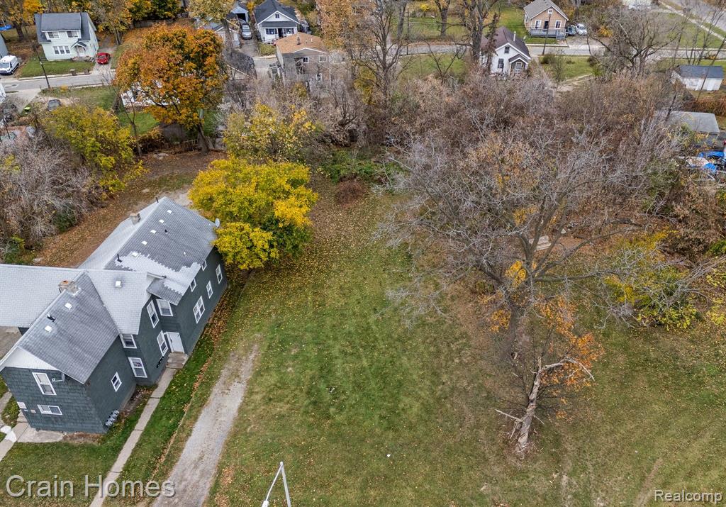 431 N PERRY Street, Pontiac, MI 48342 — Photo 13