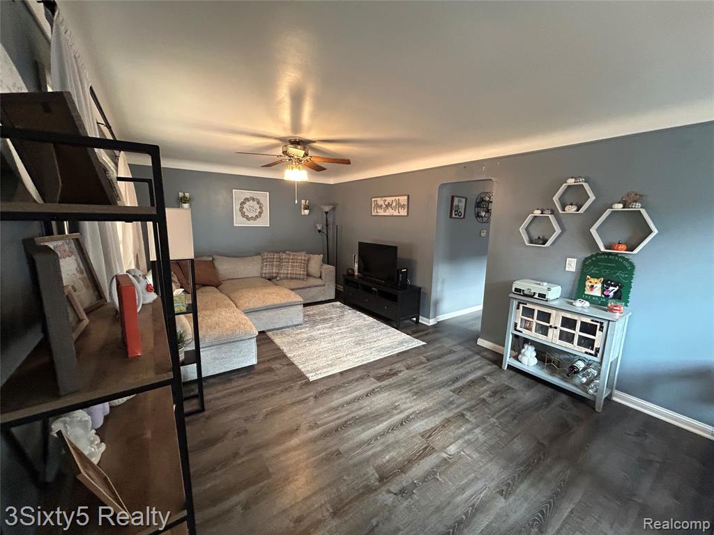 4459 Parker Street, Dearborn Heights, MI 48125 — Photo 4