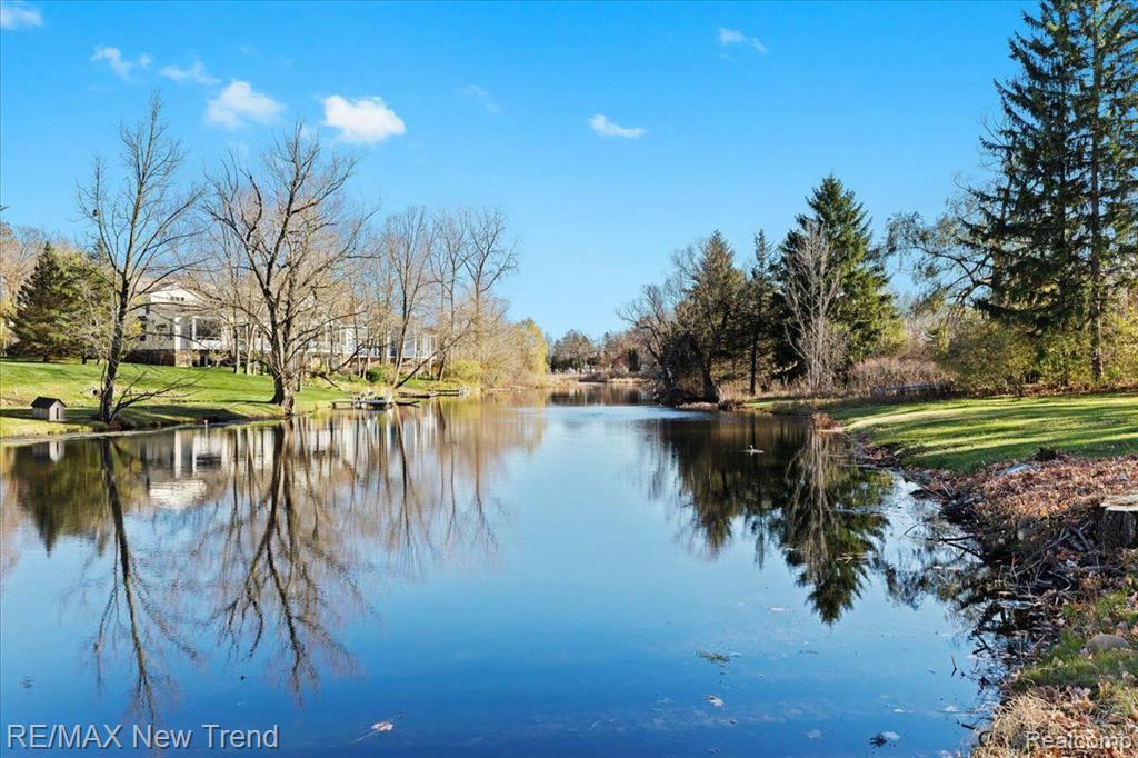 311 CAROLINE Street, Milford, MI 48381 — Photo 12