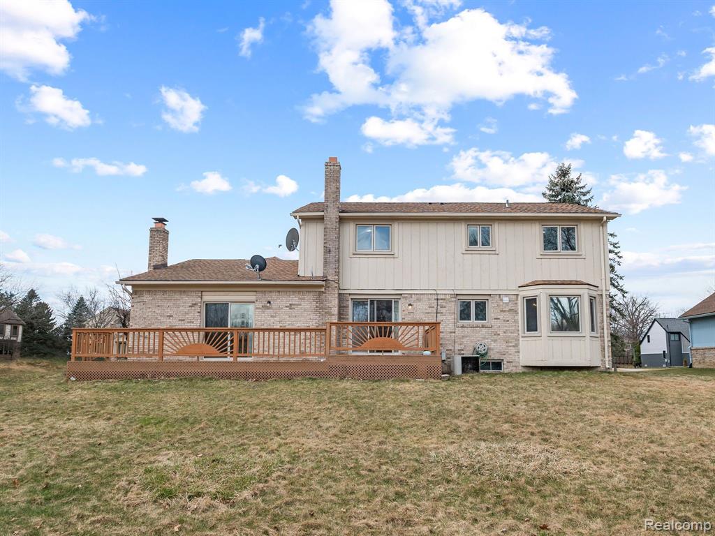 5079 W POND Circle, West Bloomfield, MI 48323 — Photo 29