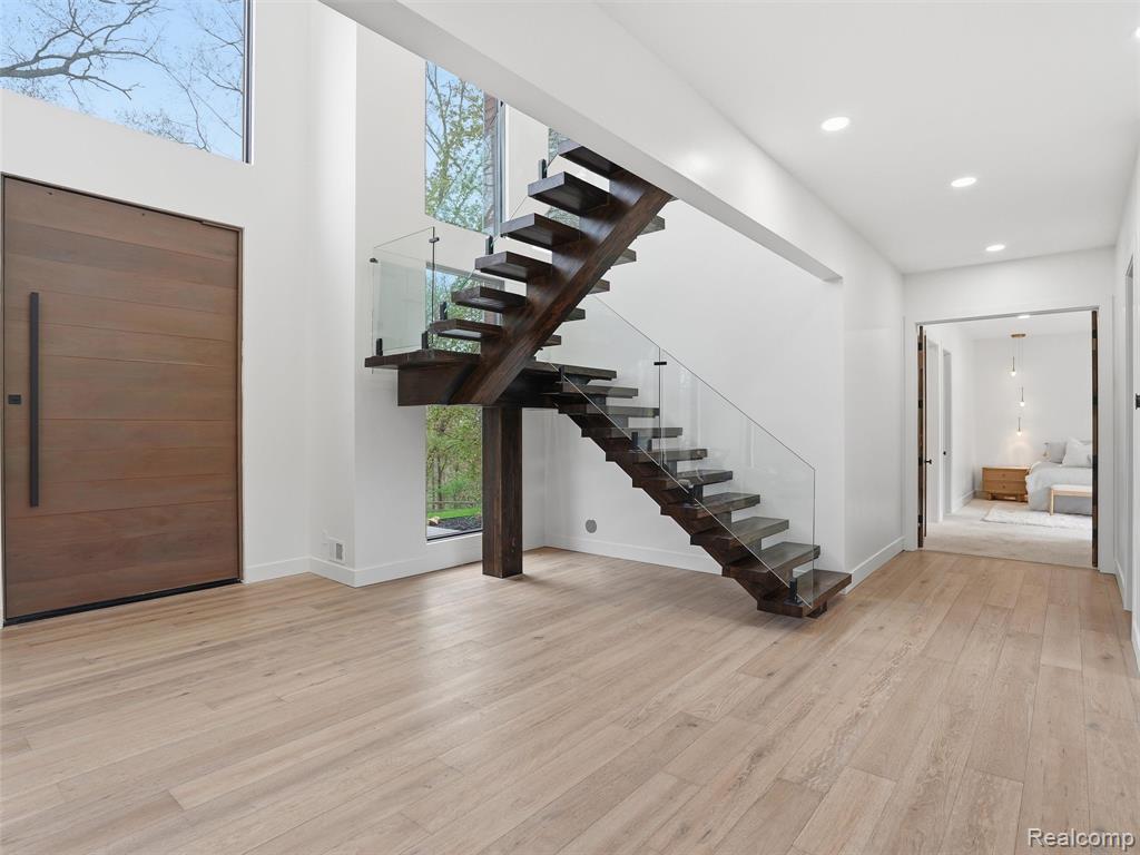 1715 Lone Pine Road - Photo 5
