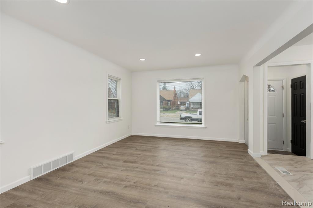 19477 Prest Street, Detroit, MI 48235 — Photo 7