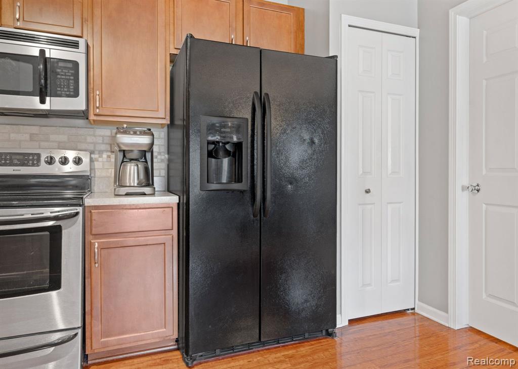 10086 RIDGE RUN Street, 36, Howell, MI 48855 — Photo 11