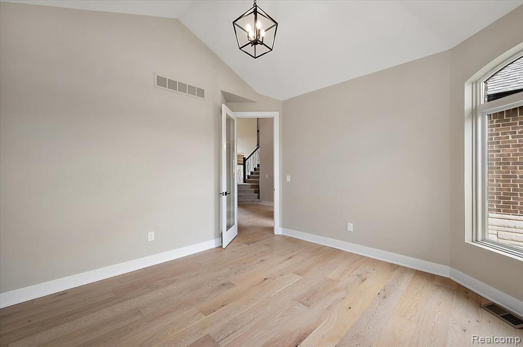 50352 Mistwood Drive, Macomb, MI 48042 — Photo 11