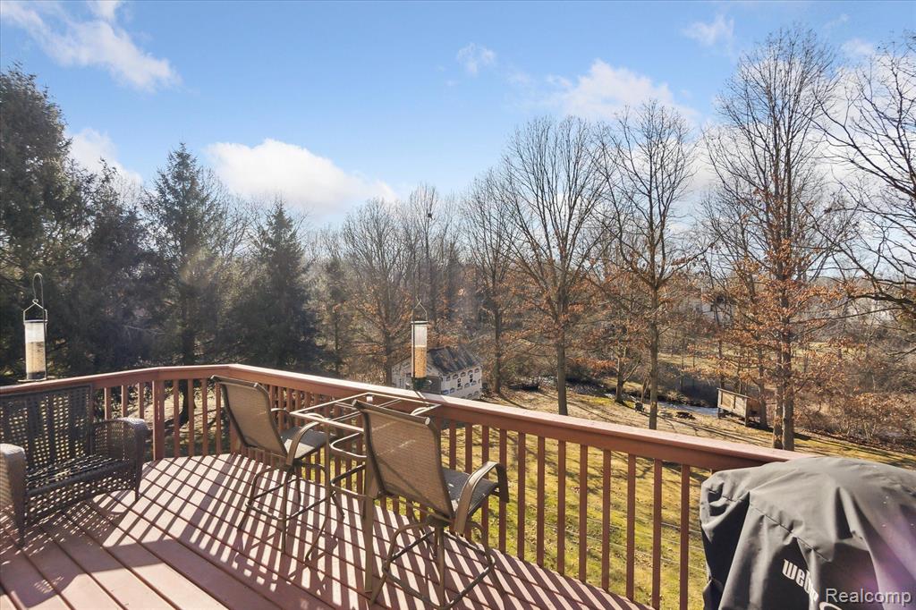 7694 THUNDER BAY Drive, Pinckney, MI 48169 — Photo 55
