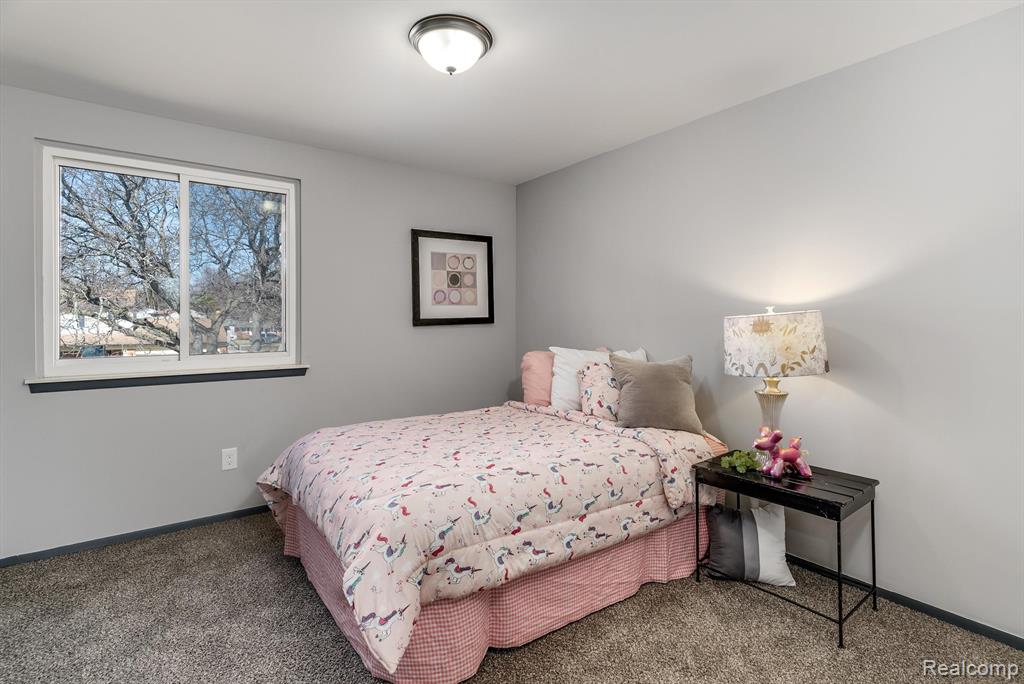 40621 RINALDI Drive, Sterling Heights, MI 48313 — Photo 29