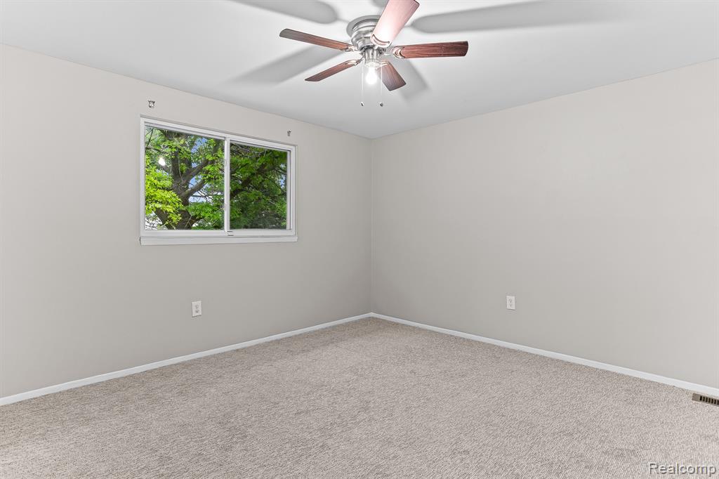 43300 OAKBROOK Court, Canton, MI 48187 — Photo 30