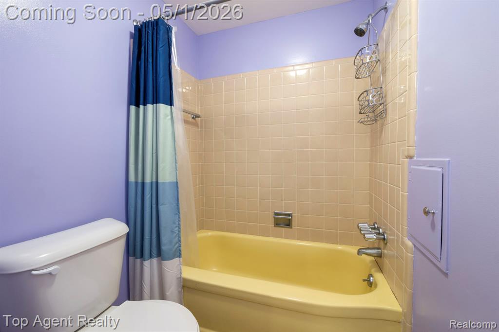 30151 Barbary Court, Warren, MI 48093 — Photo 37