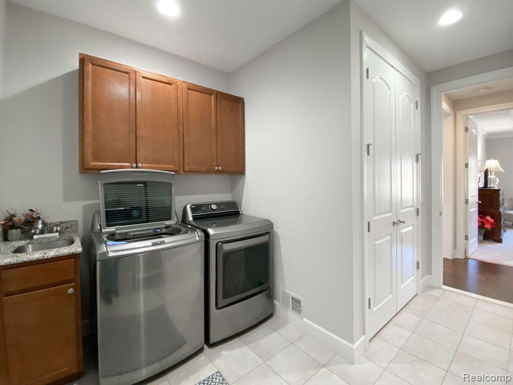 6962 Rawling, Washington, MI — Photo 24