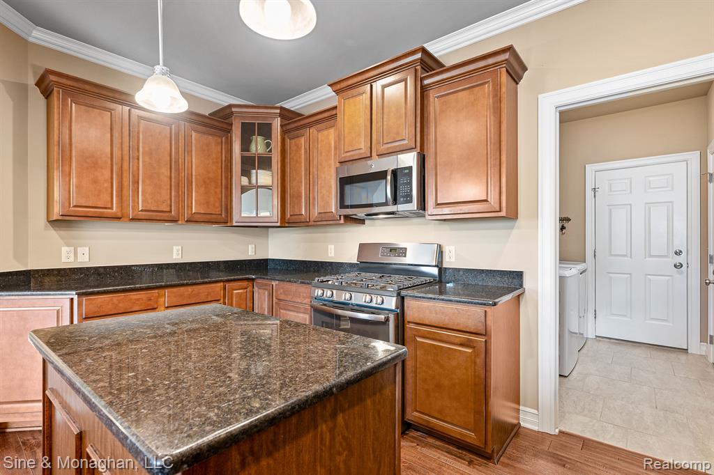 40450 JUNIPER Court, Clinton Twp, MI 48036 — Photo 16