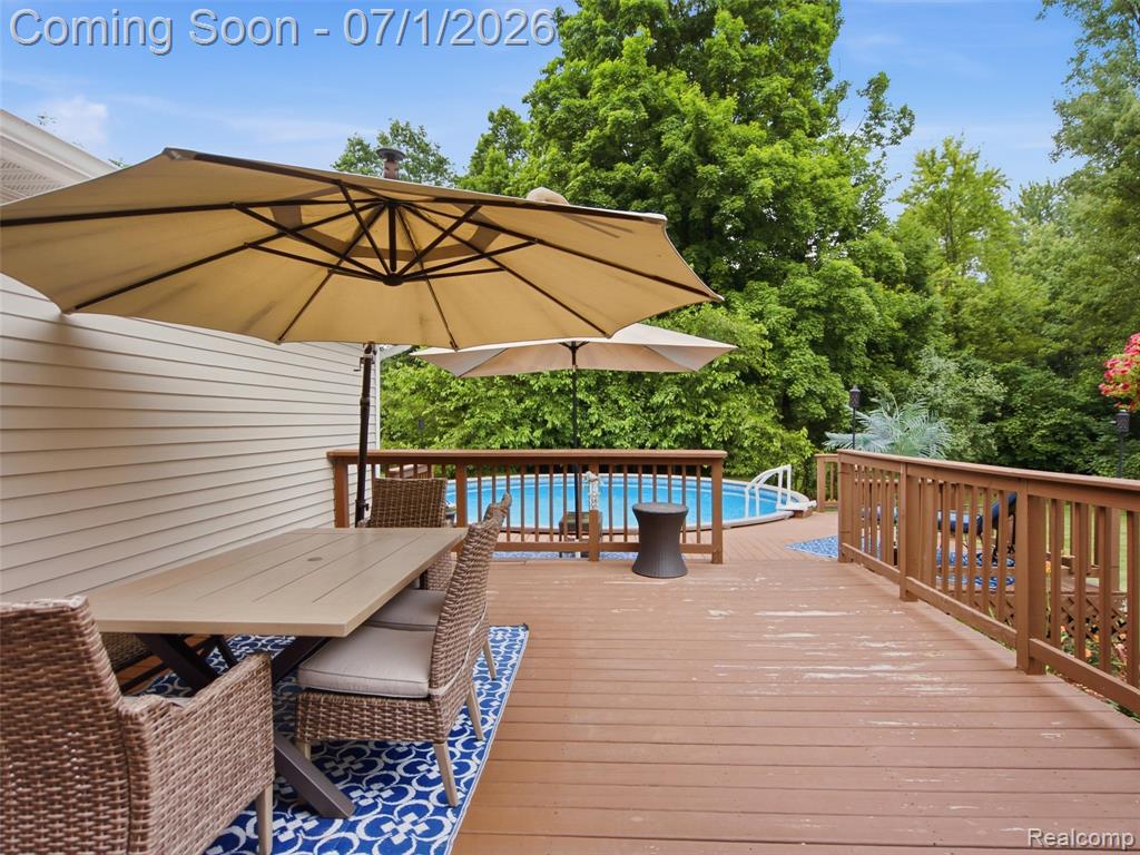 6195 Lake Forest Drive, Grand Blanc, MI 48439 — Photo 33