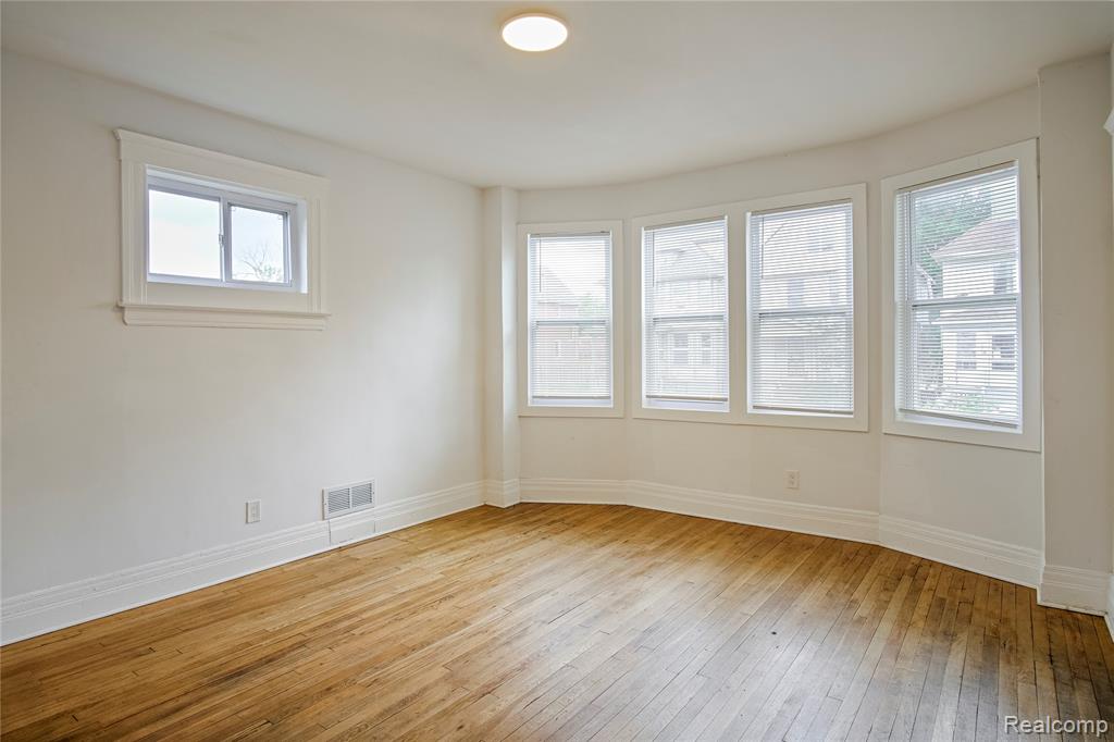 6224 Hecla Street, Detroit, MI 48208 — Photo 4