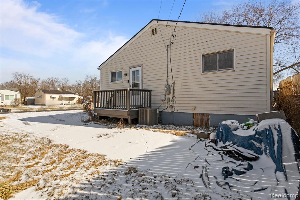 8208 OAK Street, Taylor, MI — Photo 20