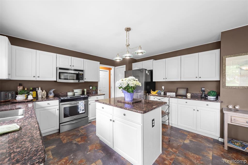 45523 Muirfield Drive, Canton, MI 48188 — Photo 14