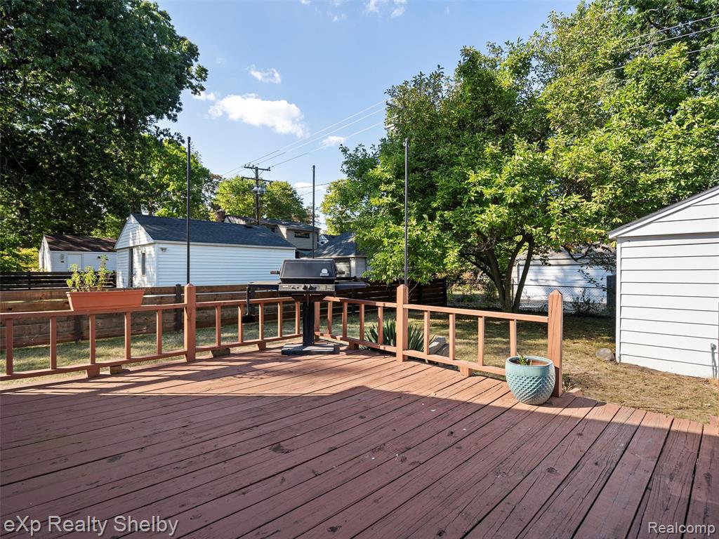 606 Catalpa Drive, Royal Oak, MI 48067 — Photo 30
