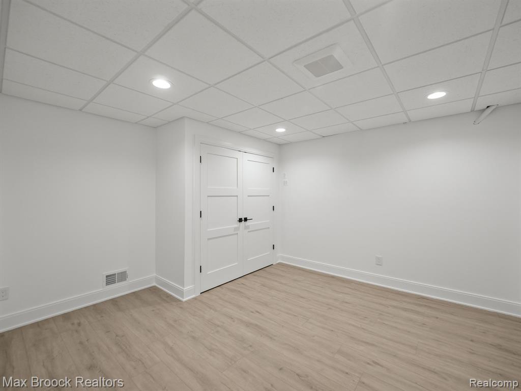 4331 Spruce Hill Lane, Bloomfield Hills, MI 48301 — Photo 52