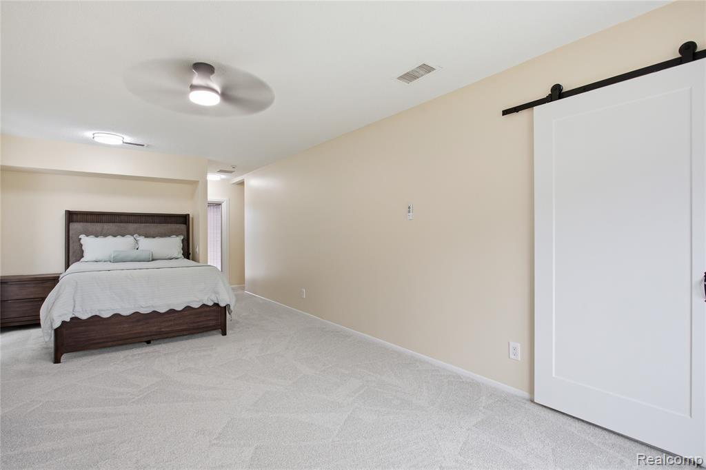 1695 Cliffs Landing, 302, Ypsilanti, MI 48198 — Photo 19