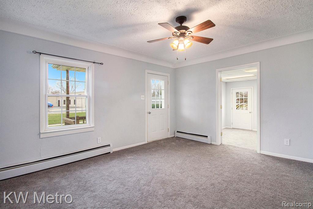 4644 ROCHESTER Road, Royal Oak, MI 48073 — Photo 3