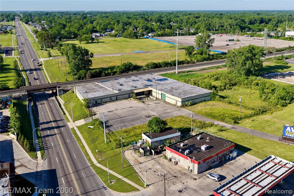 3000 Middlebelt Road, Inkster, MI 48141
