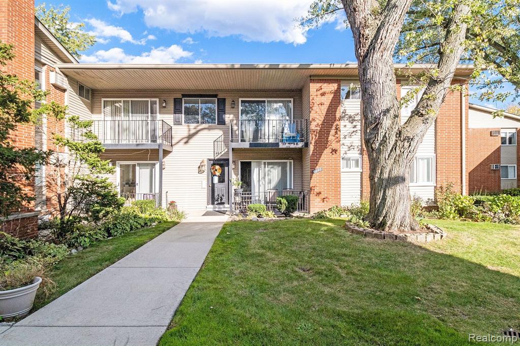 4009 BENJAMIN Avenue, 7, Royal Oak, MI 48073 — front exterior