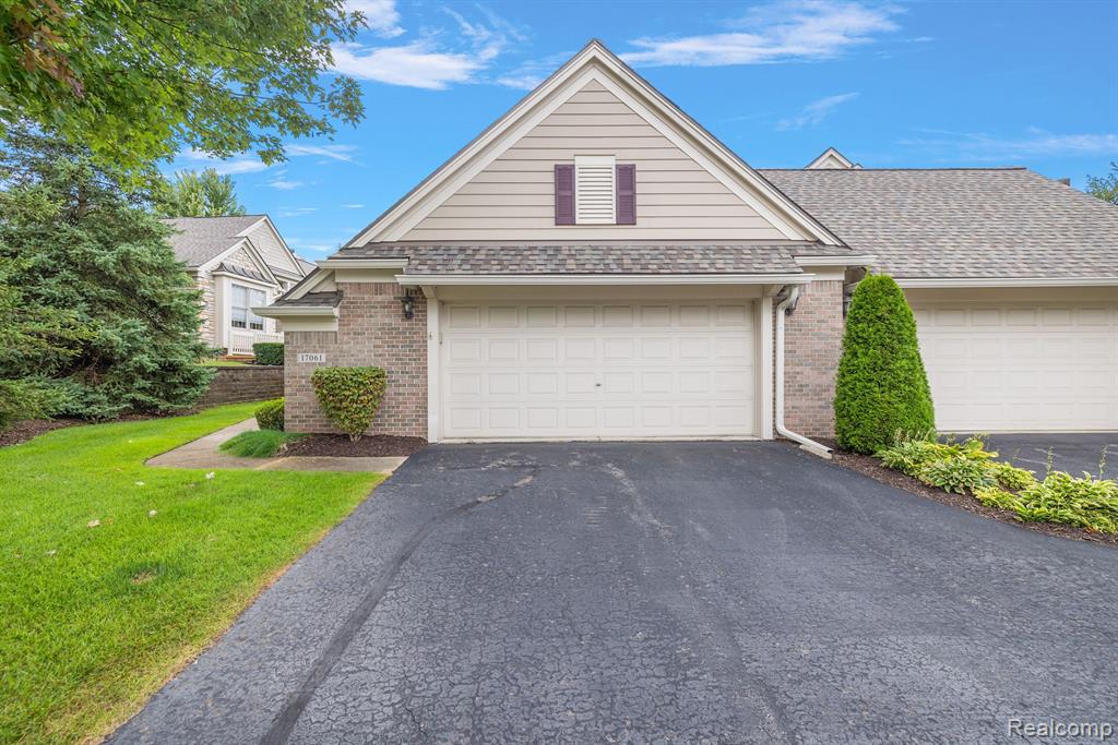 17061 LOCHMOOR, Northville, MI 48168 — Photo 3