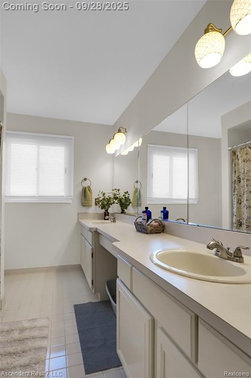 43476 Hillsboro Drive, Clinton Twp, MI 48038 — Photo 38