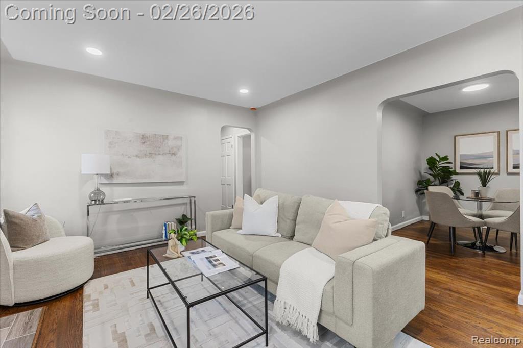 19134 Mallina Street, Grosse Pointe, MI 48236 — Photo 4
