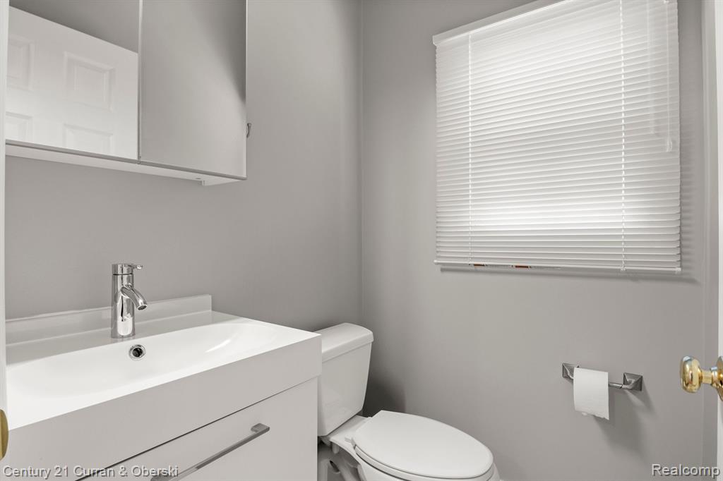 41665 CHARLESTON Lane, Novi, MI 48377 — Photo 22