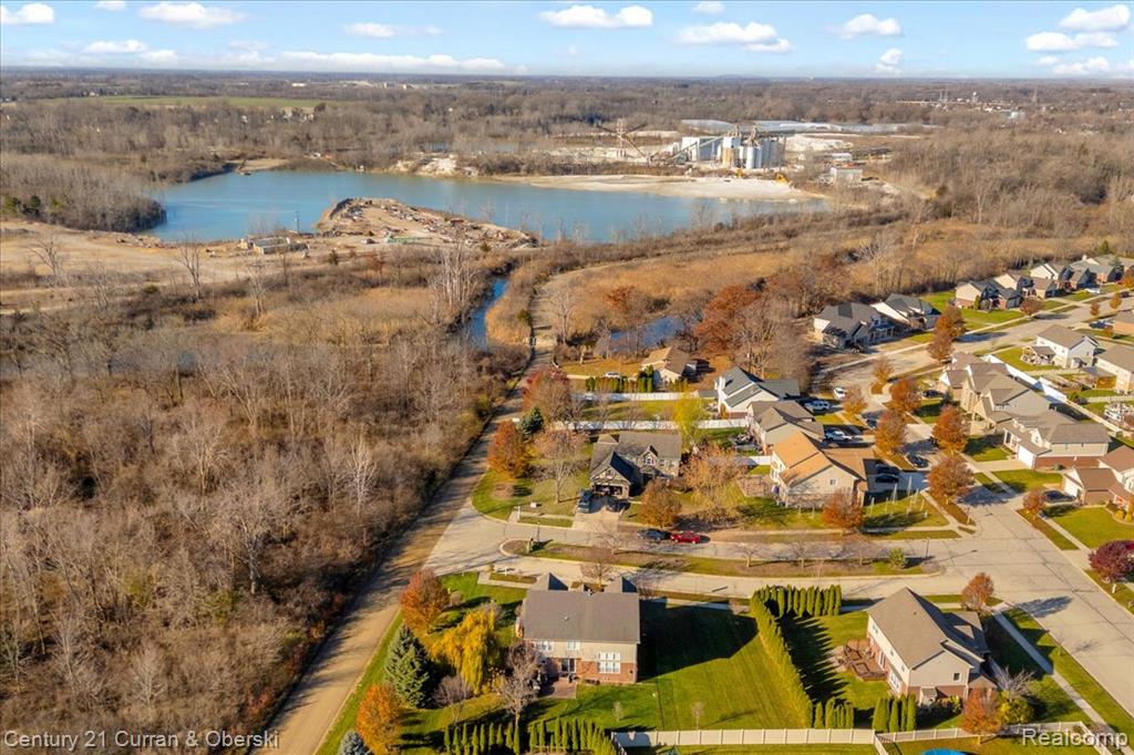 33997 Brownswood Blvd, Rockwood, MI — Photo 28