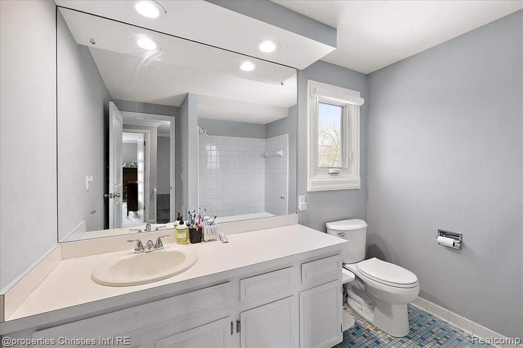4160 Dawn Lane, West Bloomfield, MI 48323 — Photo 42