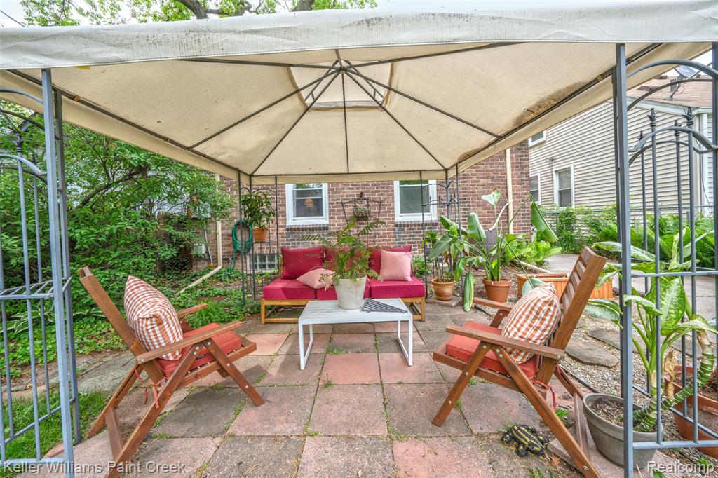411 W Chesterfield Street W, Ferndale, MI 48220 — Photo 18