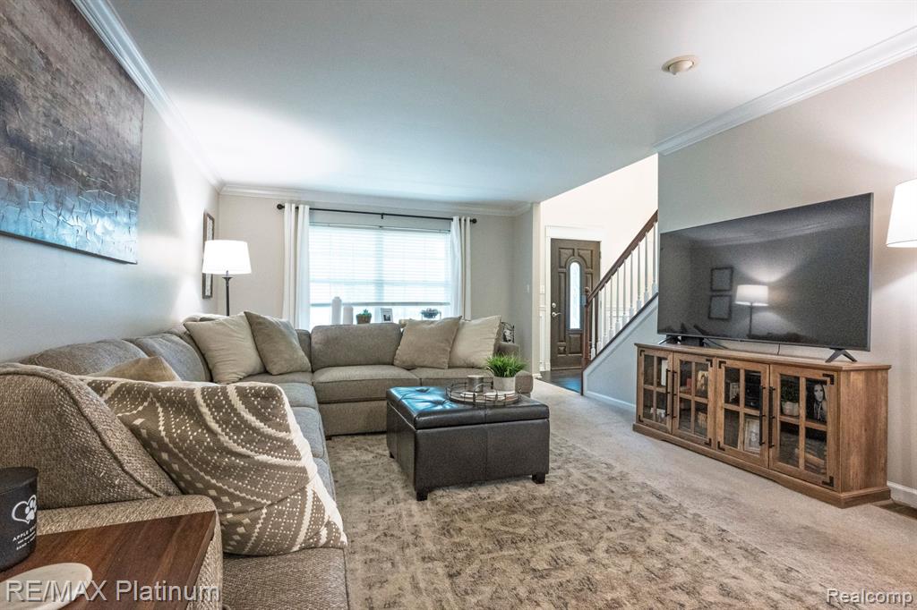 6103 SHADETREE Court, Howell, MI 48843 — Photo 6