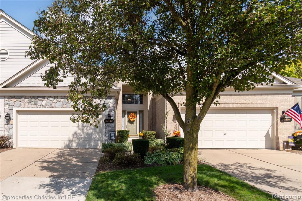 39510 Edgewater Drive, 100, Northville, MI 48168 — Photo 2