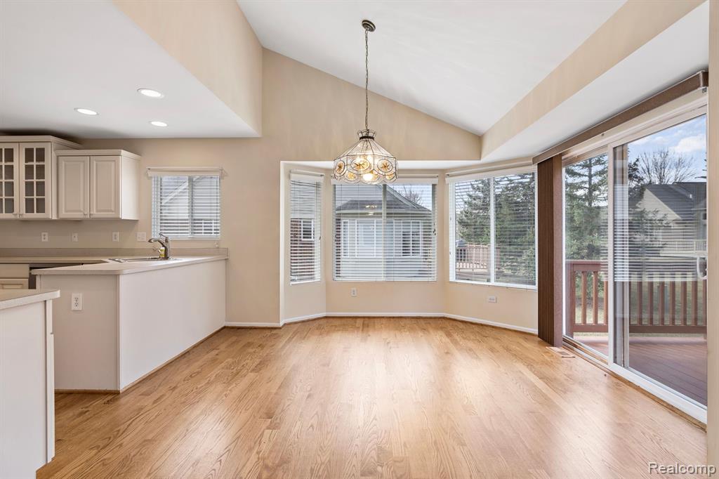 52497 WESTFIELD Drive, Macomb, MI 48042 — Photo 6