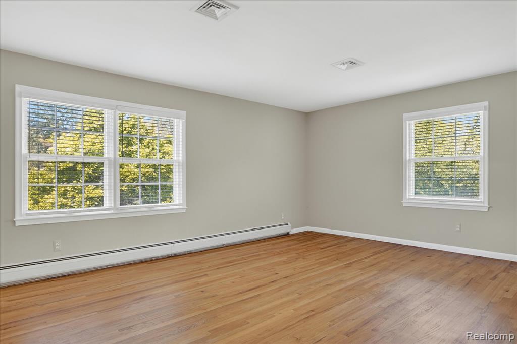 5447 Lahser Road, Bloomfield Hills, MI 48304 — Photo 33