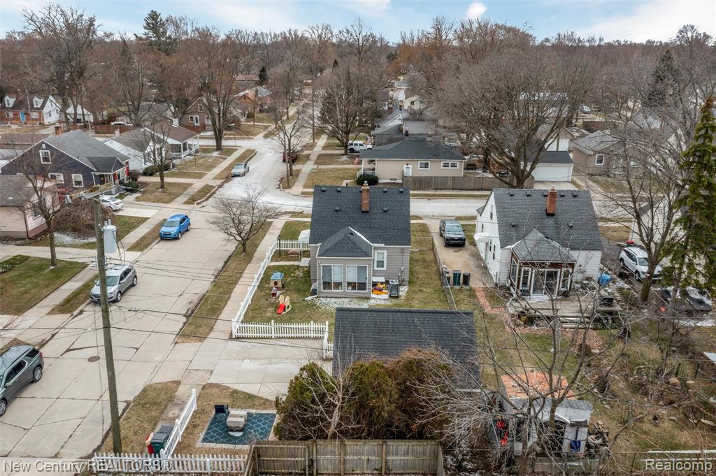 609 E Baker Avenue, Clawson, MI — Photo 35
