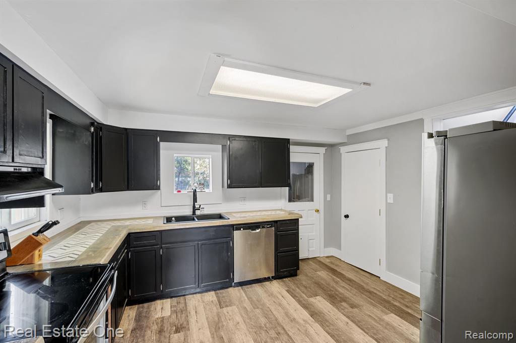 5963 Fox Street, Mayville Vlg, MI 48744 — Photo 10