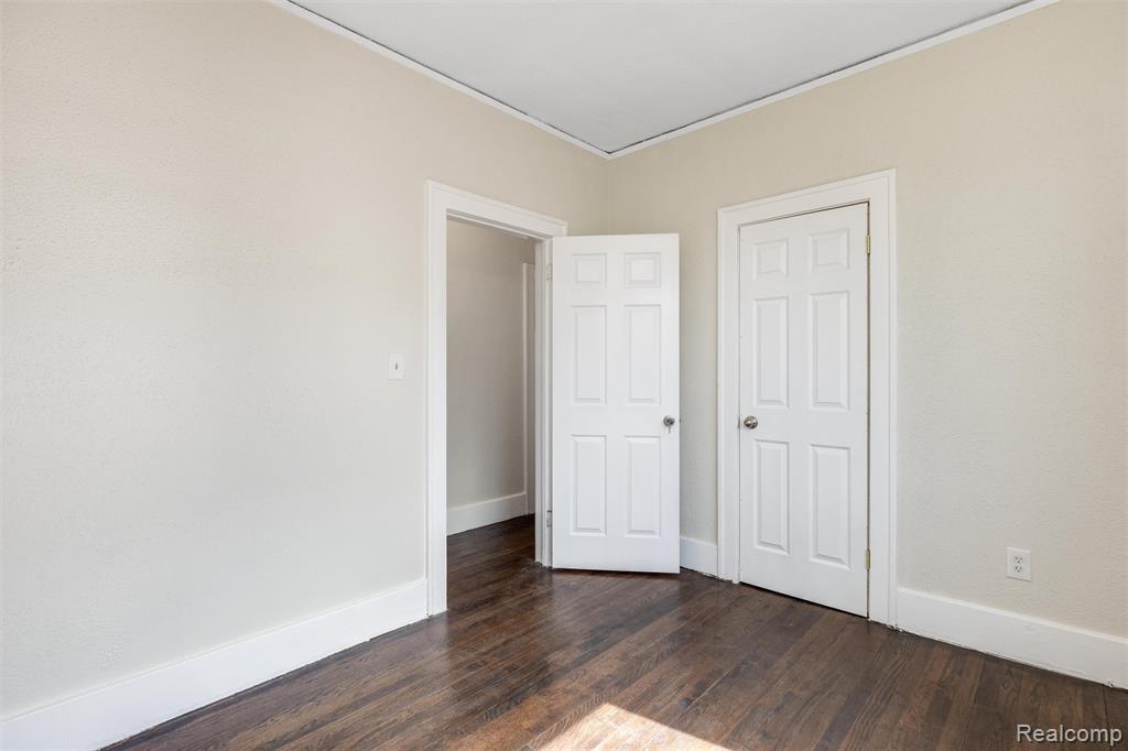 3217 Elmhurst Street, Detroit, MI 48206 — Photo 11