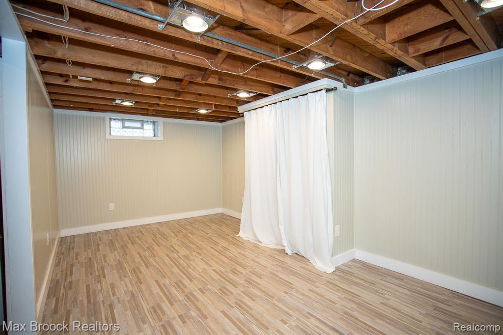 506 AMELIA Avenue, Royal Oak, MI 48073 — Photo 27