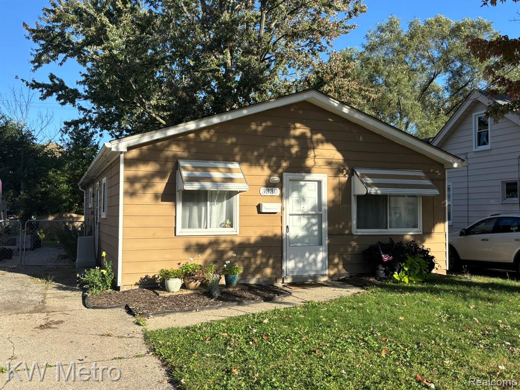 3330 PRAIRIE Avenue, Royal Oak, MI 48073