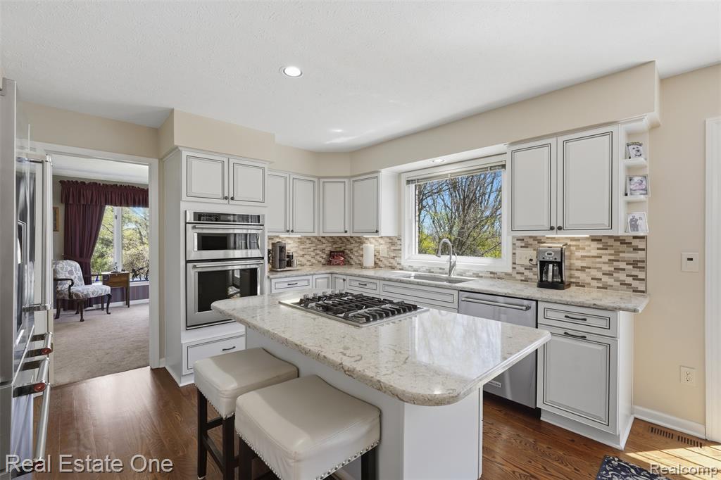 6514 Mountview Court - Photo 5