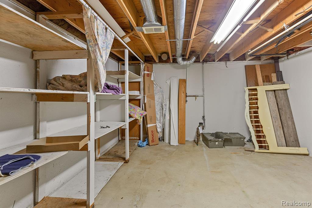 40608 MELODY Court, Clinton Twp, MI 48038 — Photo 30