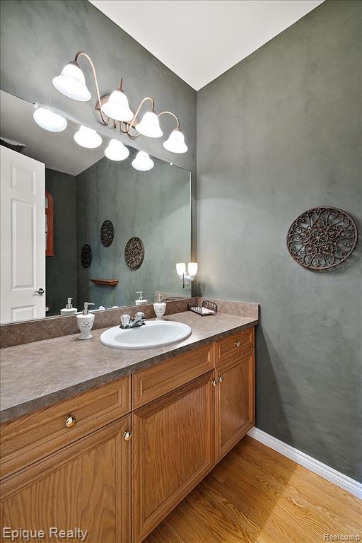 5675 Golf Pointe Drive, Clarkston, MI 48348 — Photo 27