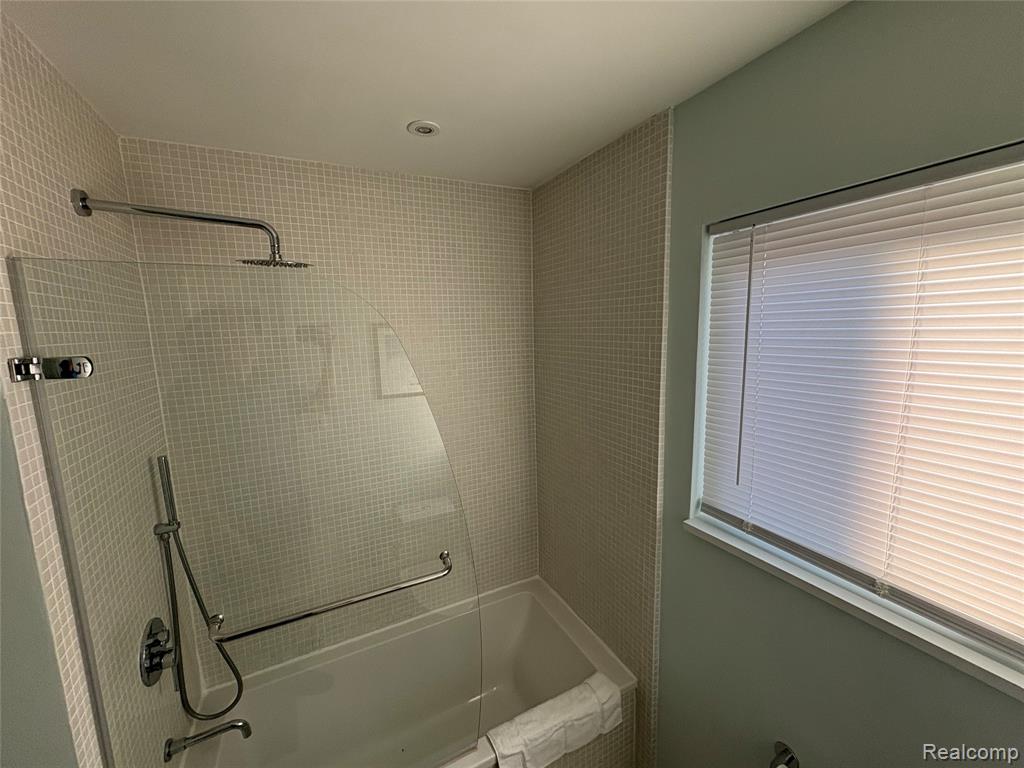 175 Ashland Street, Detroit, MI 48215 — Photo 13