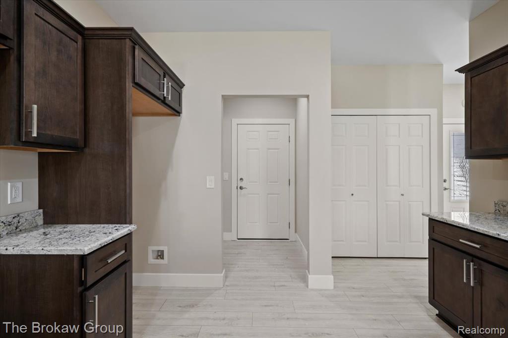 3369 Meadowridge Court, Davison, MI 48423 — Photo 14